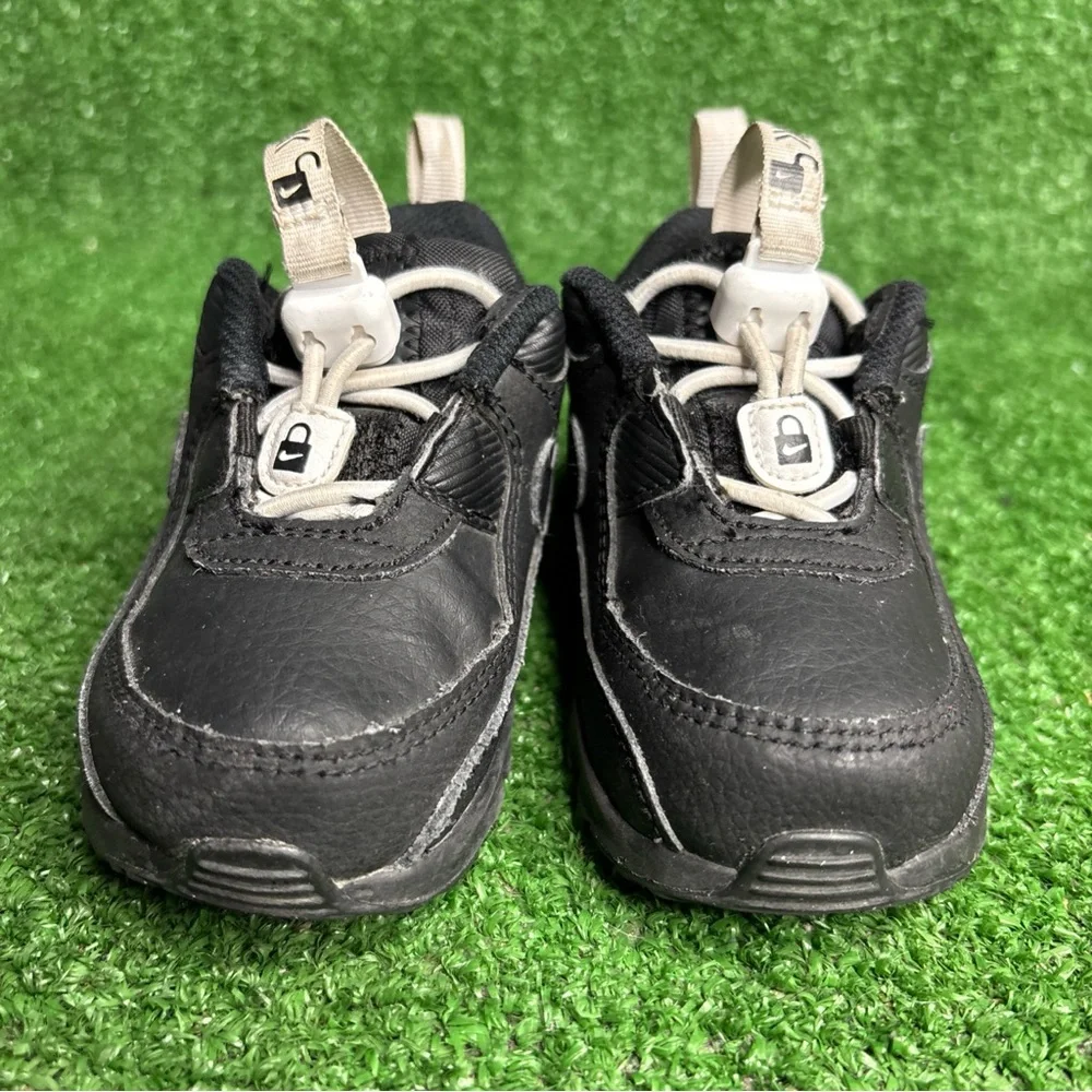 Toddler's Nike Air Max 90 Toggle Black/Black-White-Black‎ Sz 6C (CV0065 001)